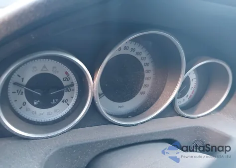 2015 Mercedes-Benz E 350 4Matic z USA, uszkodzony, nr VIN WDDHF8JB9FB137666